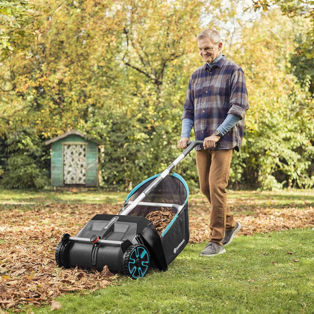 Gardena - Spazzatrice per Giardino