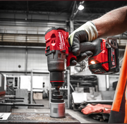 Milwaukee® M18 Perceuse-visseuse  - 2 batteries offertes en cadeau