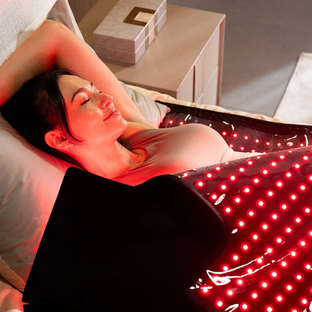 Megelin Red and Infrared Light Therapy Bag